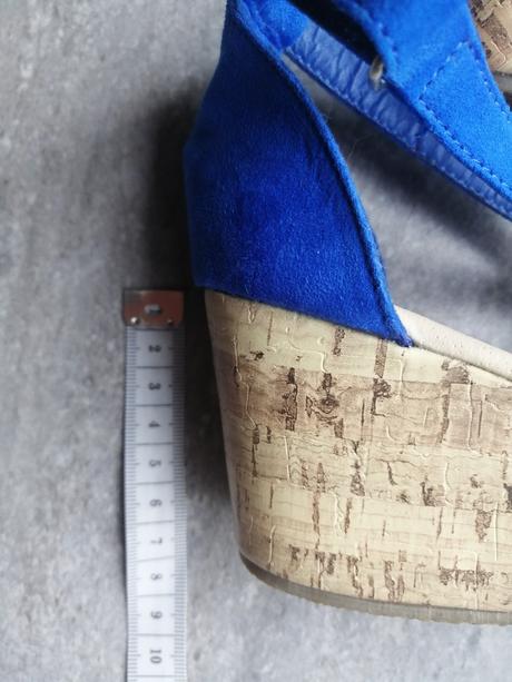 Sandálky kráľovská modrá v35, zapínanie na suchý z, 35