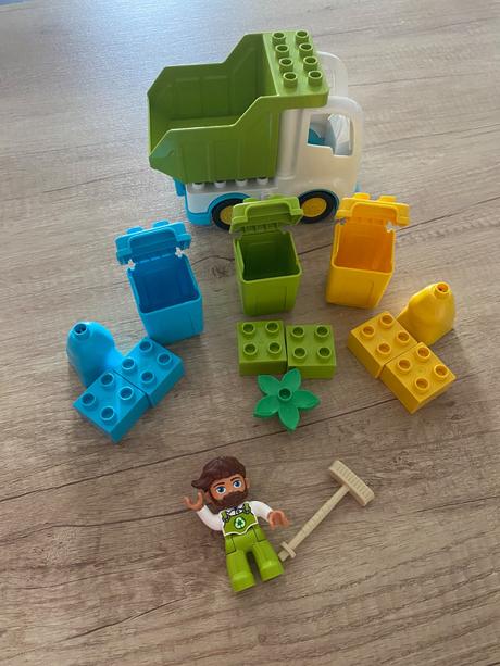 Lego duplo smetiar, 