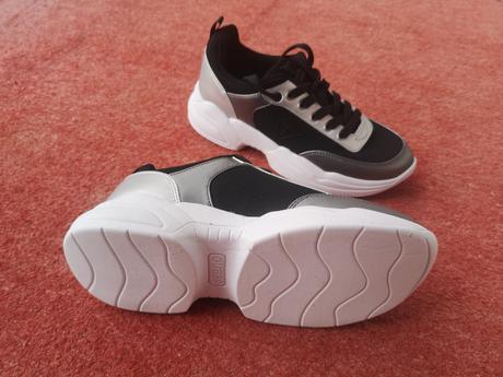 Guess dámske tenisky veľkosť 38,5, guess,38 / 39