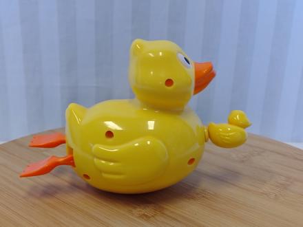 Mechanická naťahovacia kačica do vane, 15,5 cm, 