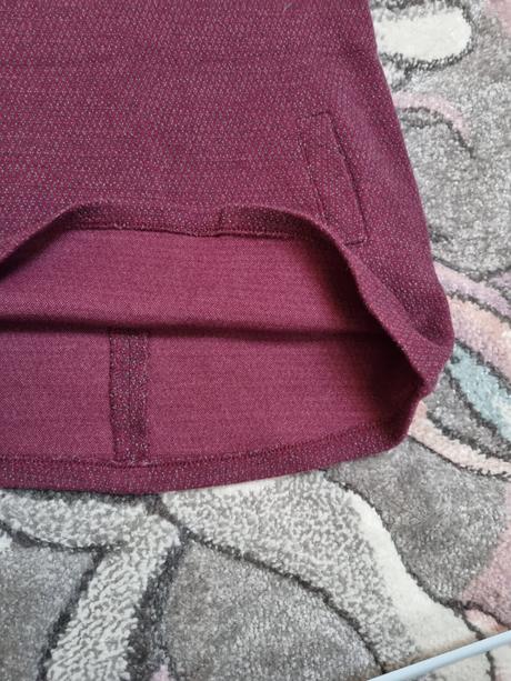 B2049 šaty, lupilu,86