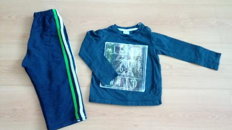 Tepláky + tričko, 86