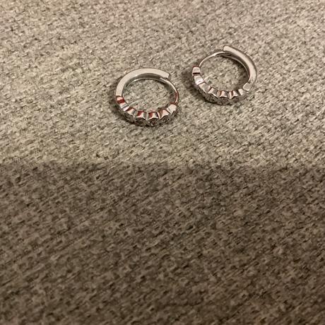 Malé kruhové náušnice s kamienkami, 