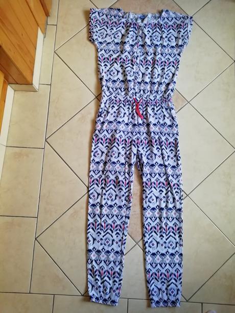 Overal, v. 158 /164, 158