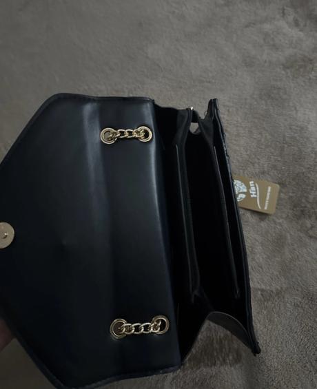 Kabelka poštovné zadarmo, 