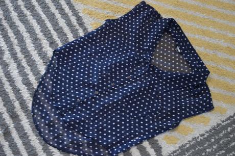 Bodkovaná blúzka asos, 36