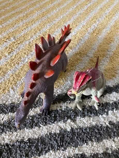 Dinovia 22cm a 32cm, 