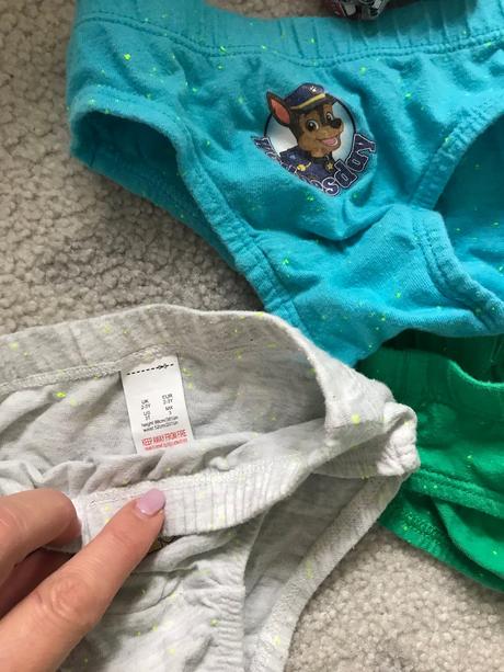 Darujem k nakupu nad 10, f&f,86