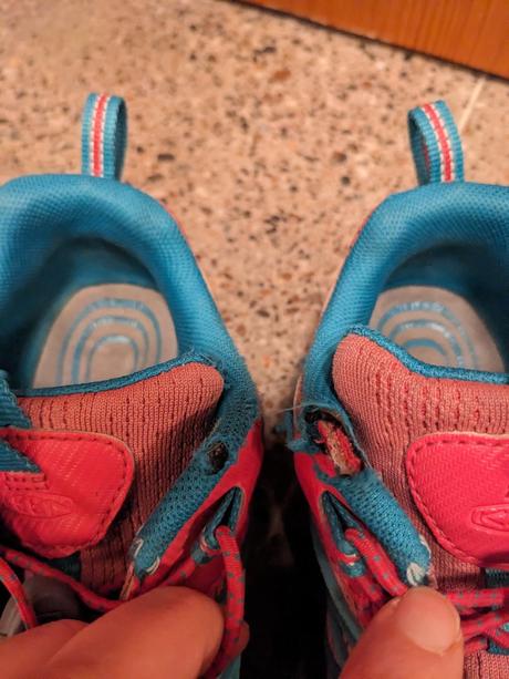 Tenisky keen, keen,35