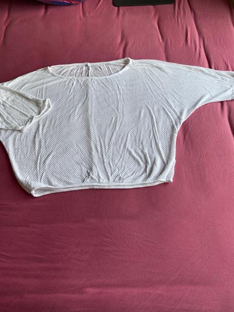 Biely dierkovany top, m