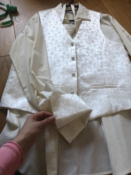 Set kosela+kravata+vesta, 41