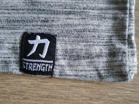 Chlapčenské tričko, na 7-8 r., 134