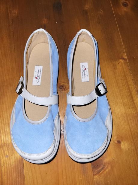 Be lenka, be lenka,41