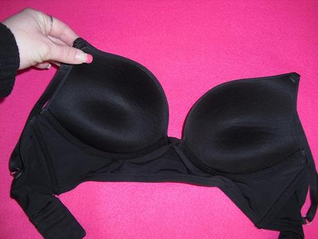 Do vystrihov luxusna podprsenka, 75d