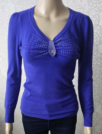 Sveter s kamienkovou aplikáciou, 