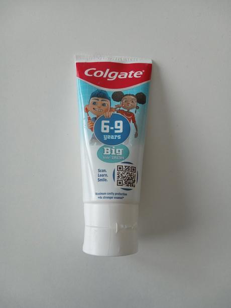 Zubná pasta colgate,