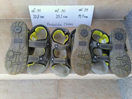 Kožené sandálky / papuče / prezúvky, protetika,31