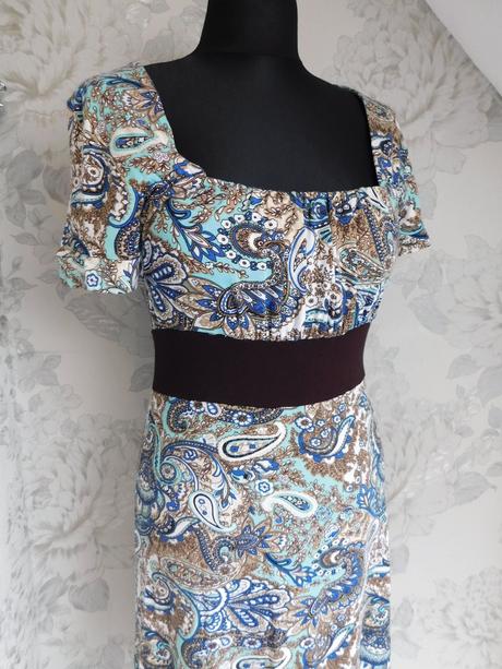 Pekne letne šaty, 36