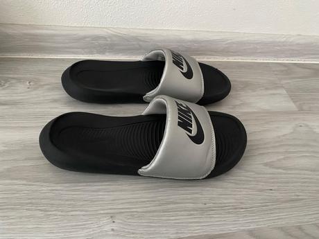 Šľapky nike 40,5, nike,40