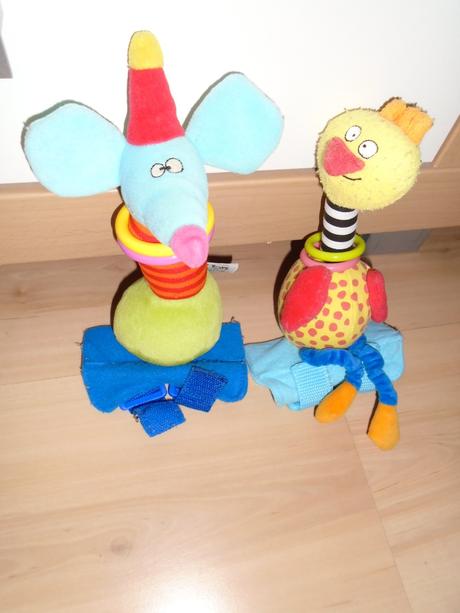 Hračky taf toys- na kocik -madlo 2ks,