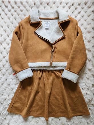 Nádherný 3-komplet, 152