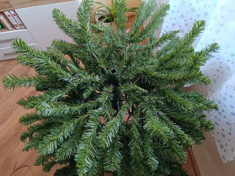 Umely vianocny stromcek kanadsky smrek 180 cm, 