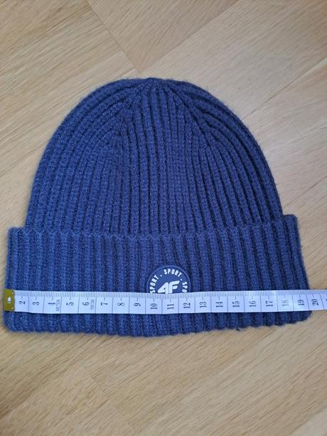 Chlapčenská čiapka, 128