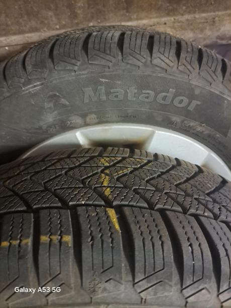 4ks zimné pneumatiky,