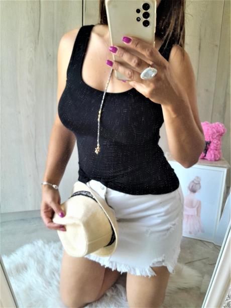 Klasický čierny top-s/m, m