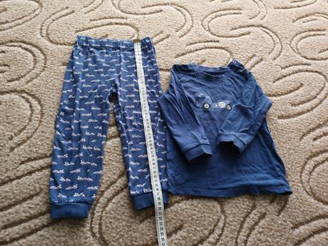 Pyžamko s formulou, tchibo,86