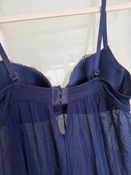 Modrá košieľka, m