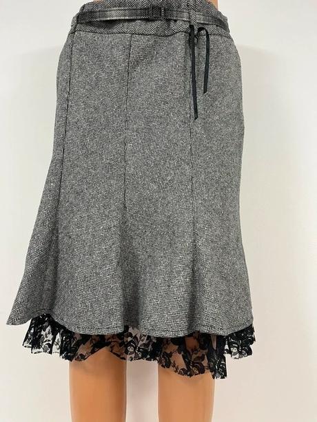 Štýlová vlnená sukňa river island s čipkou, river island,38