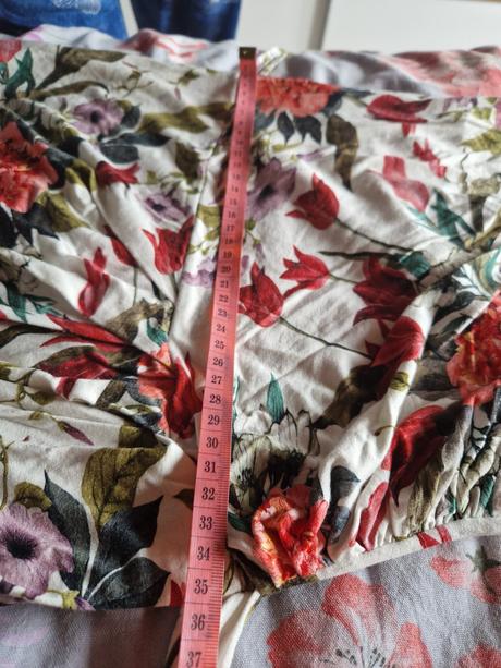 Predám kvietočkavé šaty, m