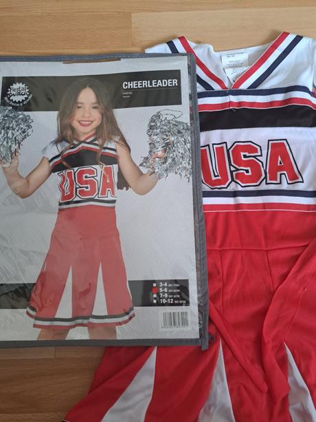 Kostým na karneval roztlieskavačka, 