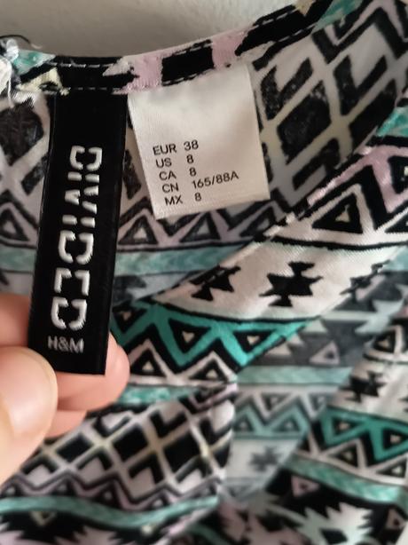 Letné šaty a priestrihmi, h&m,m