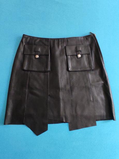 Kožená sukňa, m