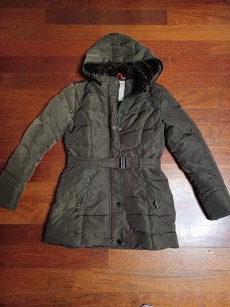 Predĺžená teplá bunda s kapucňou, c&a,164