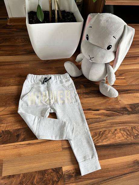 Zara teplaky 104, zara,104