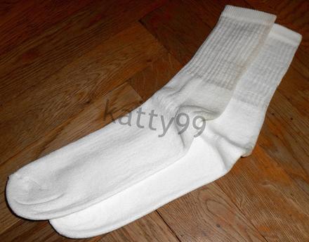 Biele ponožky, 36