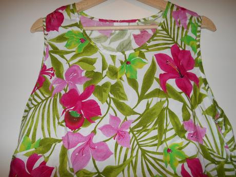 Kvetinový top veľkosť 48/50, 50