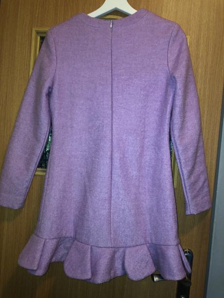 Dámske elegantné šaty s aplikáciami, m