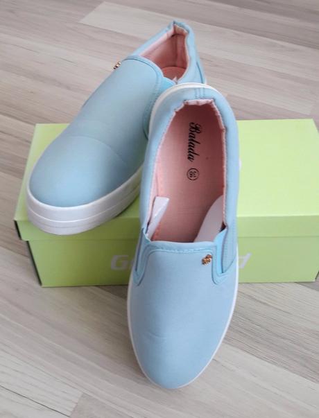 Dámske mokasíny, bledomodrej farby, balada,38