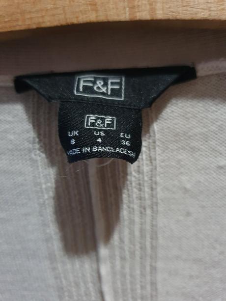 Biely svetrik/kardigan, f&f,36