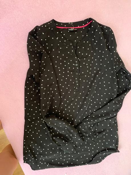 Dámske oblecenie, s