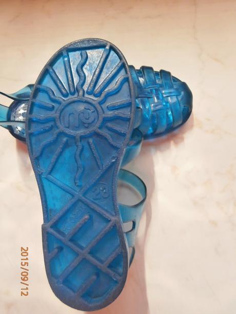 Gumenné topánky vhodné aj do vody, 23