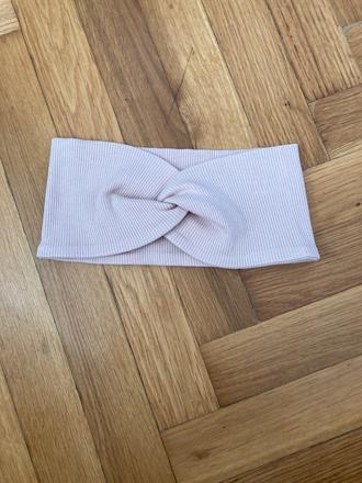 Dievčenská čelenka, 86