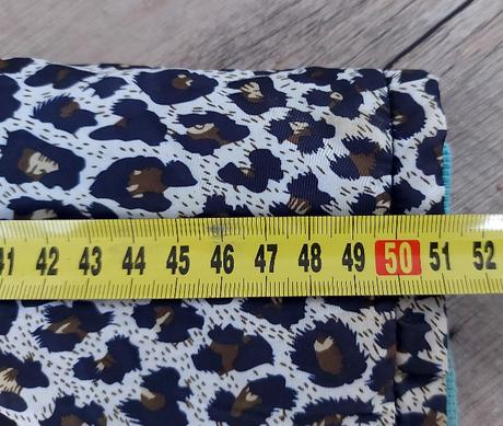 Zimná bunda so zvieracím motívom, 122