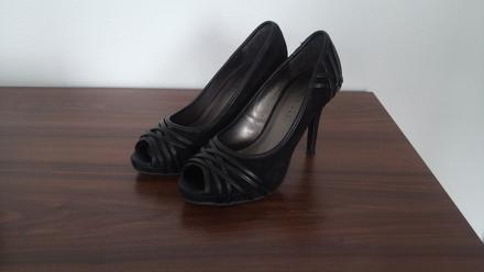 Čierne lodičky na platforme, humanic,38