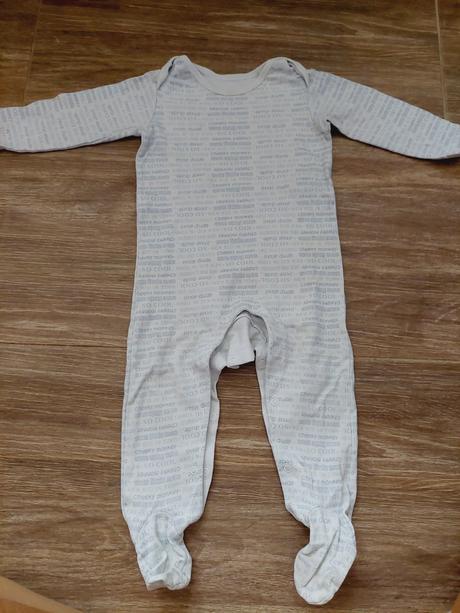 Pyžamový overal č.86, 86