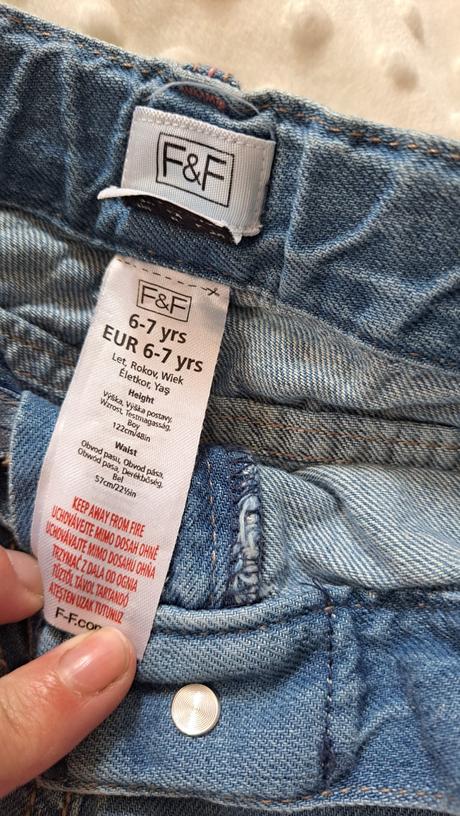 Krátke nohavice, f&f,122 / 128